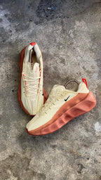 NK® ZoomX Invincible Run 3 "Sail/Rust Pink"