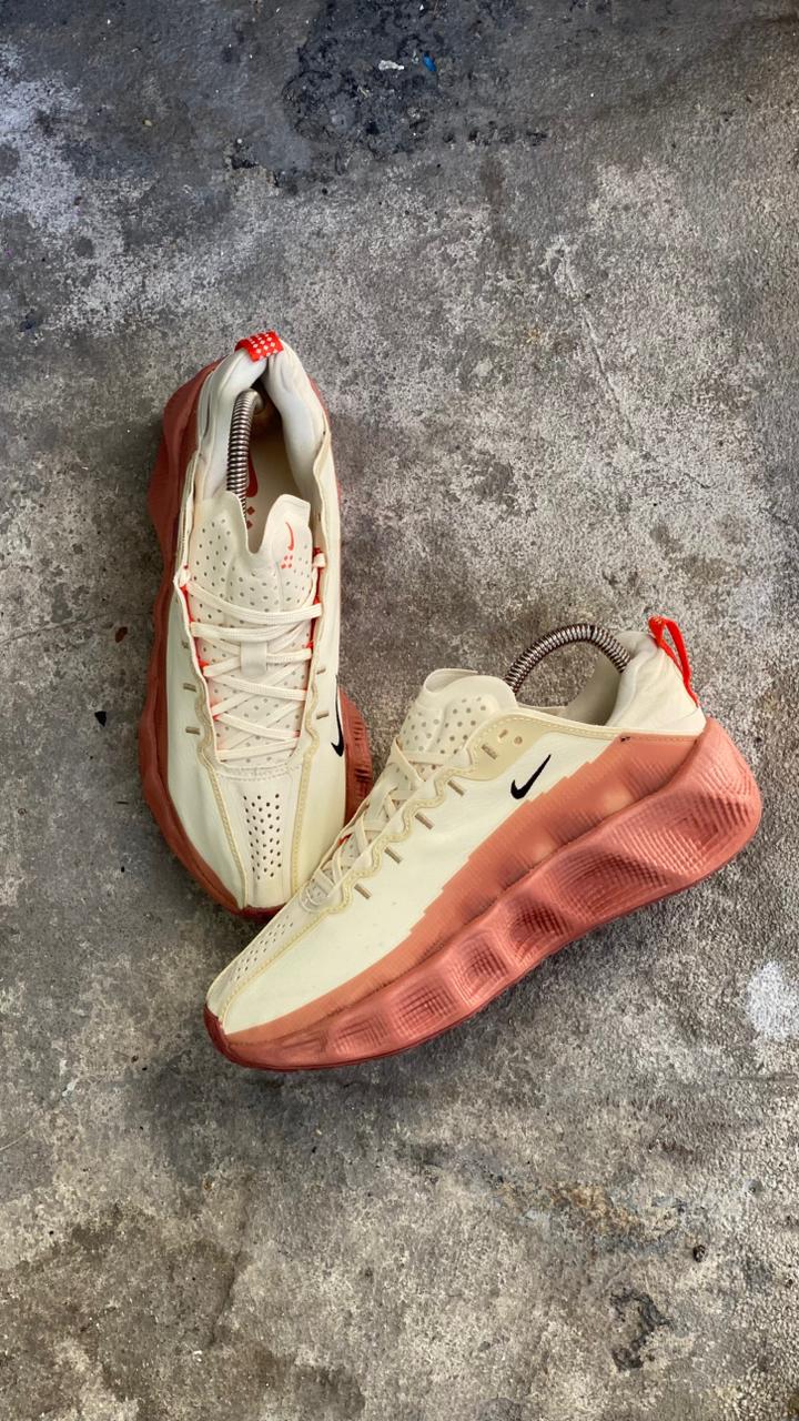 NK® ZoomX Invincible Run 3 "Sail/Rust Pink"