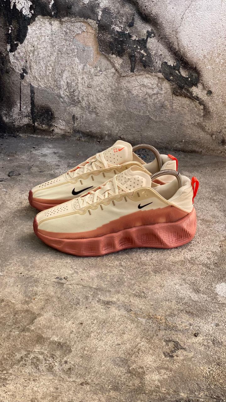 NK® ZoomX Invincible Run 3 "Sail/Rust Pink"