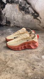 NK® ZoomX Invincible Run 3 "Sail/Rust Pink"