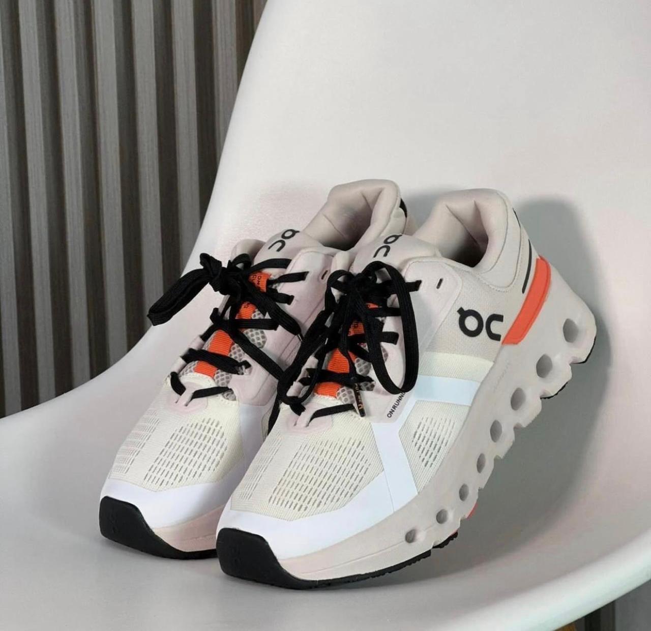 ONCLD® Cloudrunner 2 "White / Black / Orange"