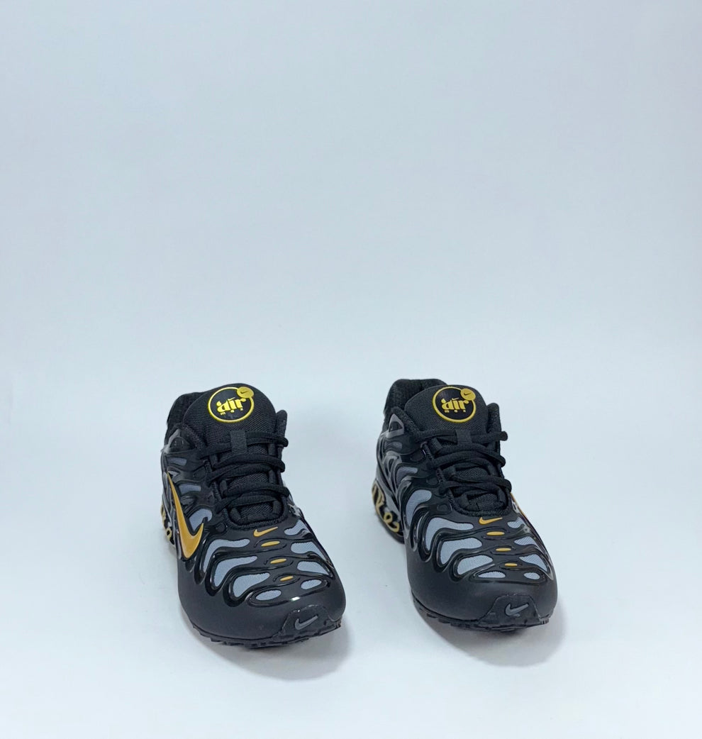 NK® Air Max Plus TN "Black / Gold"