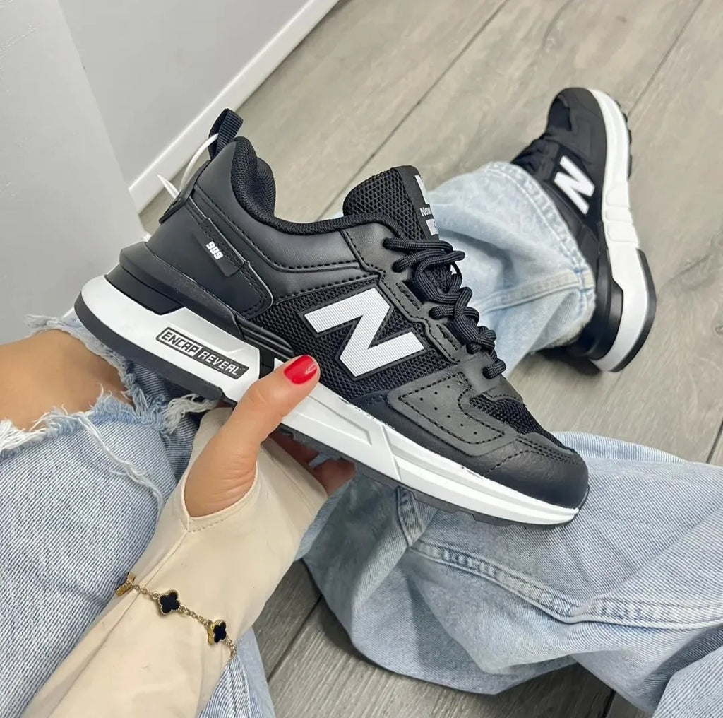 NB® 999 "Black / White"