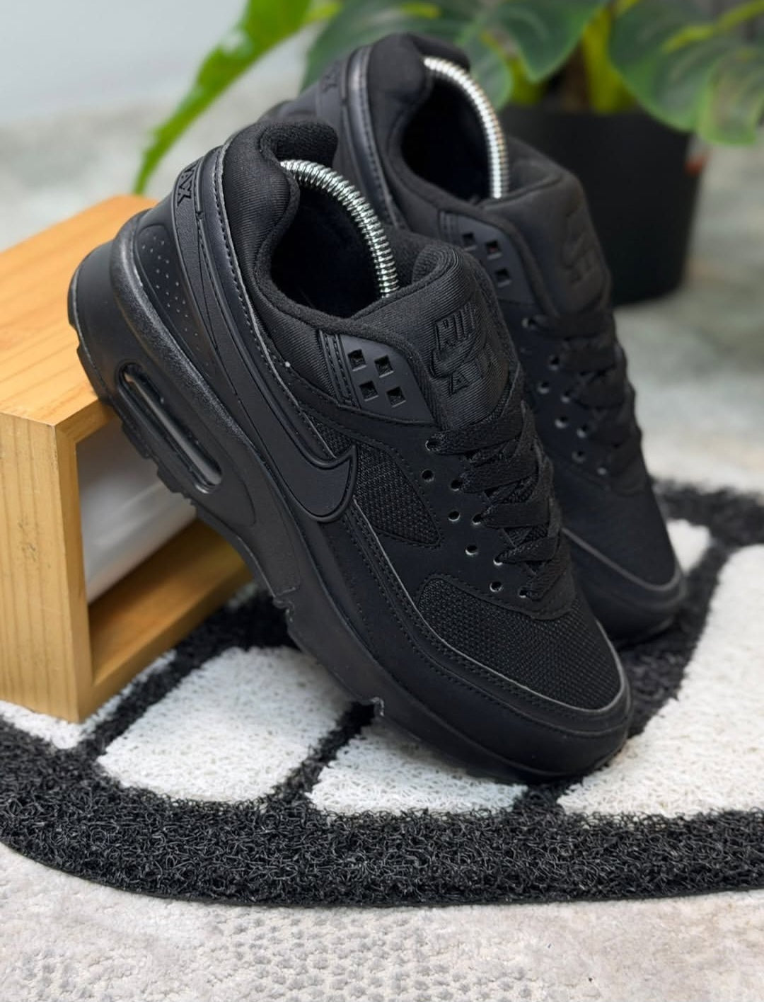 NK® Air Max 90 "Triple Black"