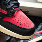 NK® Air JRDN 1 Low OG x Travis Scott "Red"
