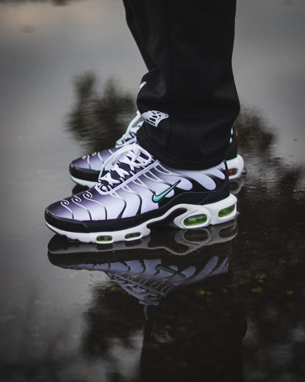 NK® Air Max Plus Tn "Black / White / Mint"