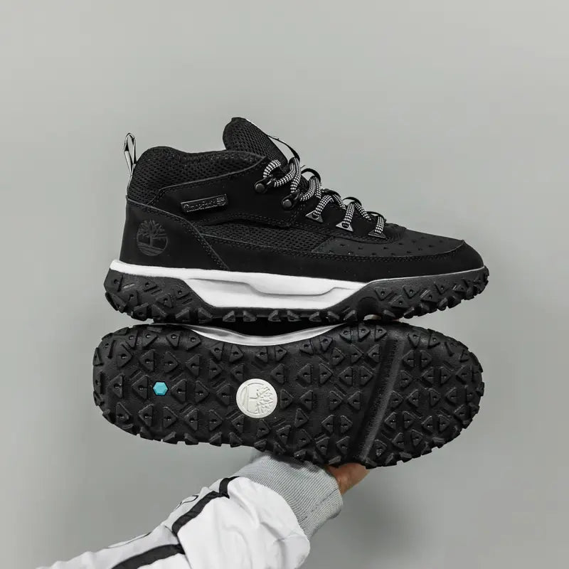 TMBRLND® Motion 6 Mid Hiker "Black"
