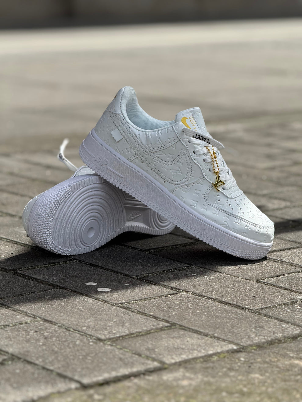 NK® Air Force 1 Low x LV "Triple White"