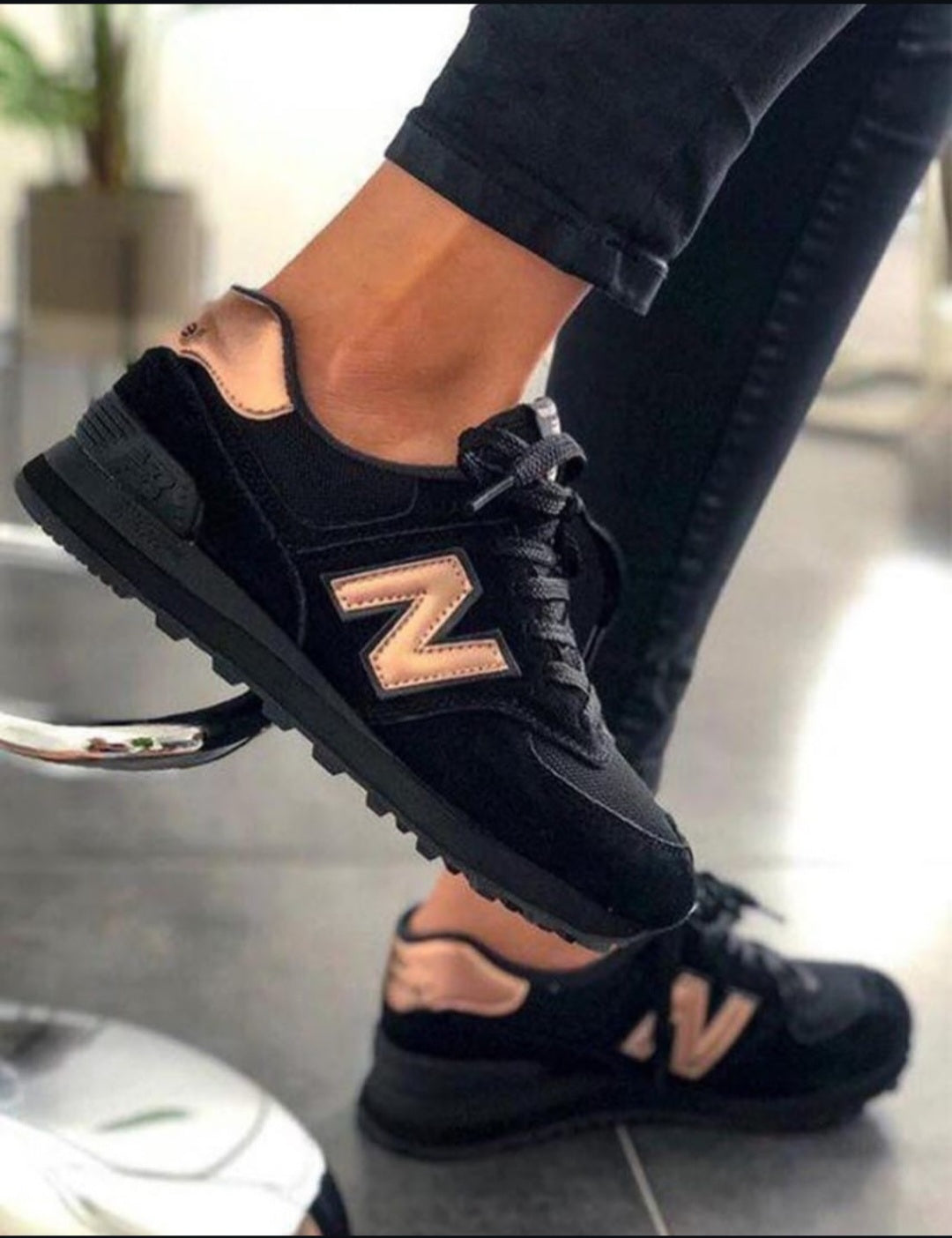 NB® 574 "Black / Rose Gold"