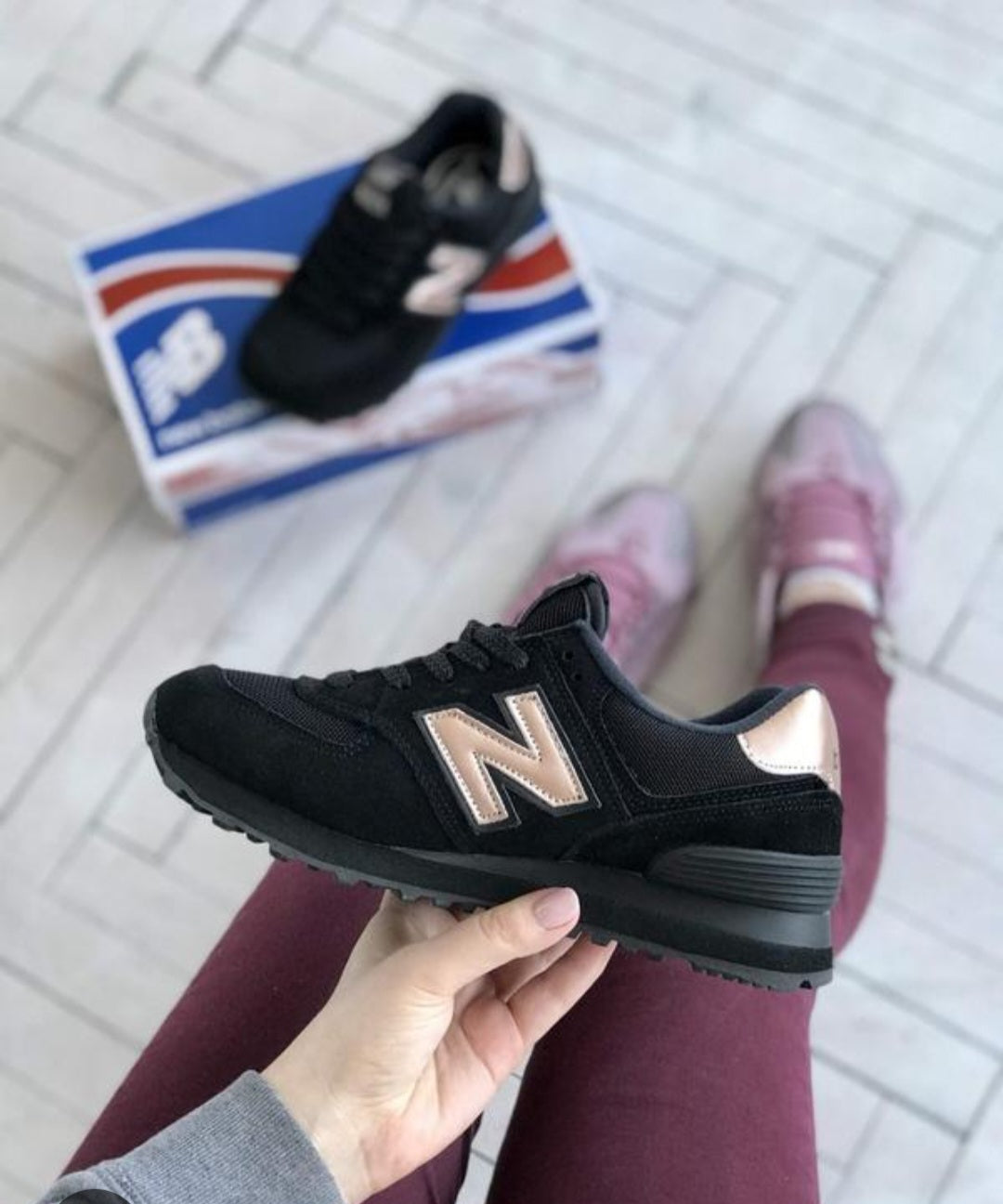 NB® 574 "Black / Rose Gold"