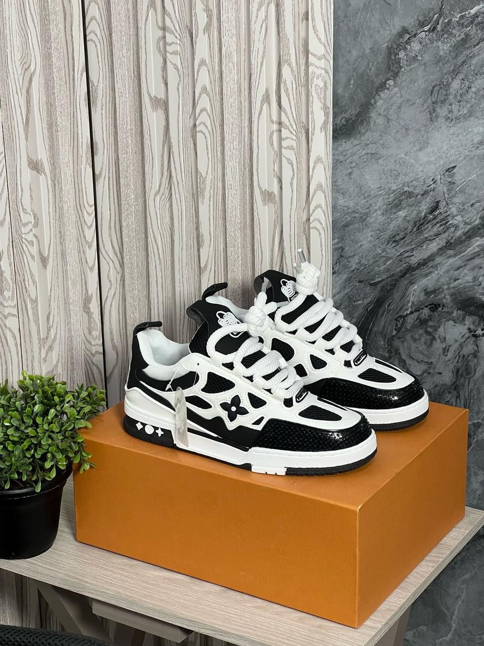 LV® Skate "White / Black"