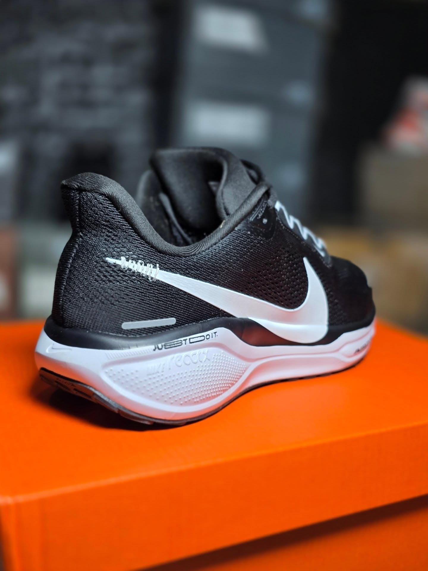 NK® Air Zoom Pegasus 41 "Black / White"