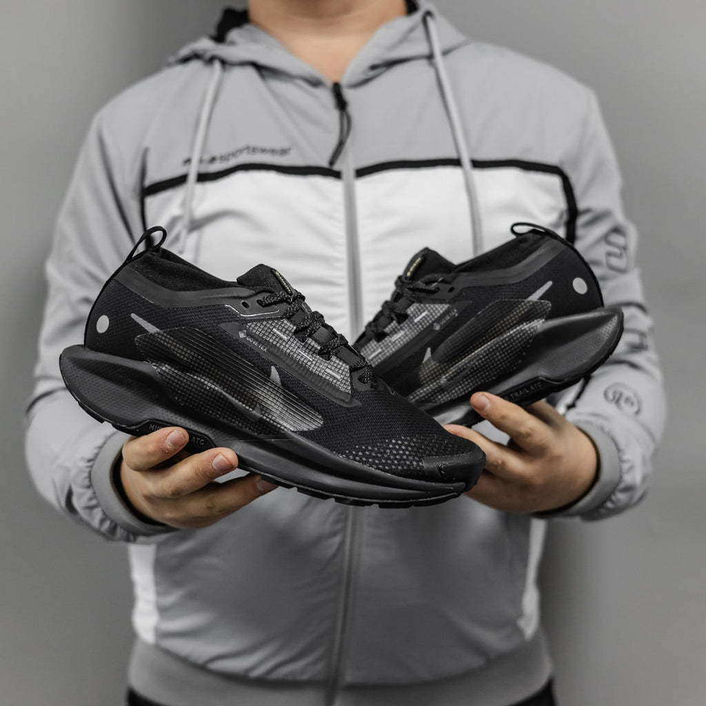 NK® Pegasus Trail 5 GTX "Black"