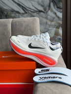 NK® VOMERO PLUS WHITE ORANGE