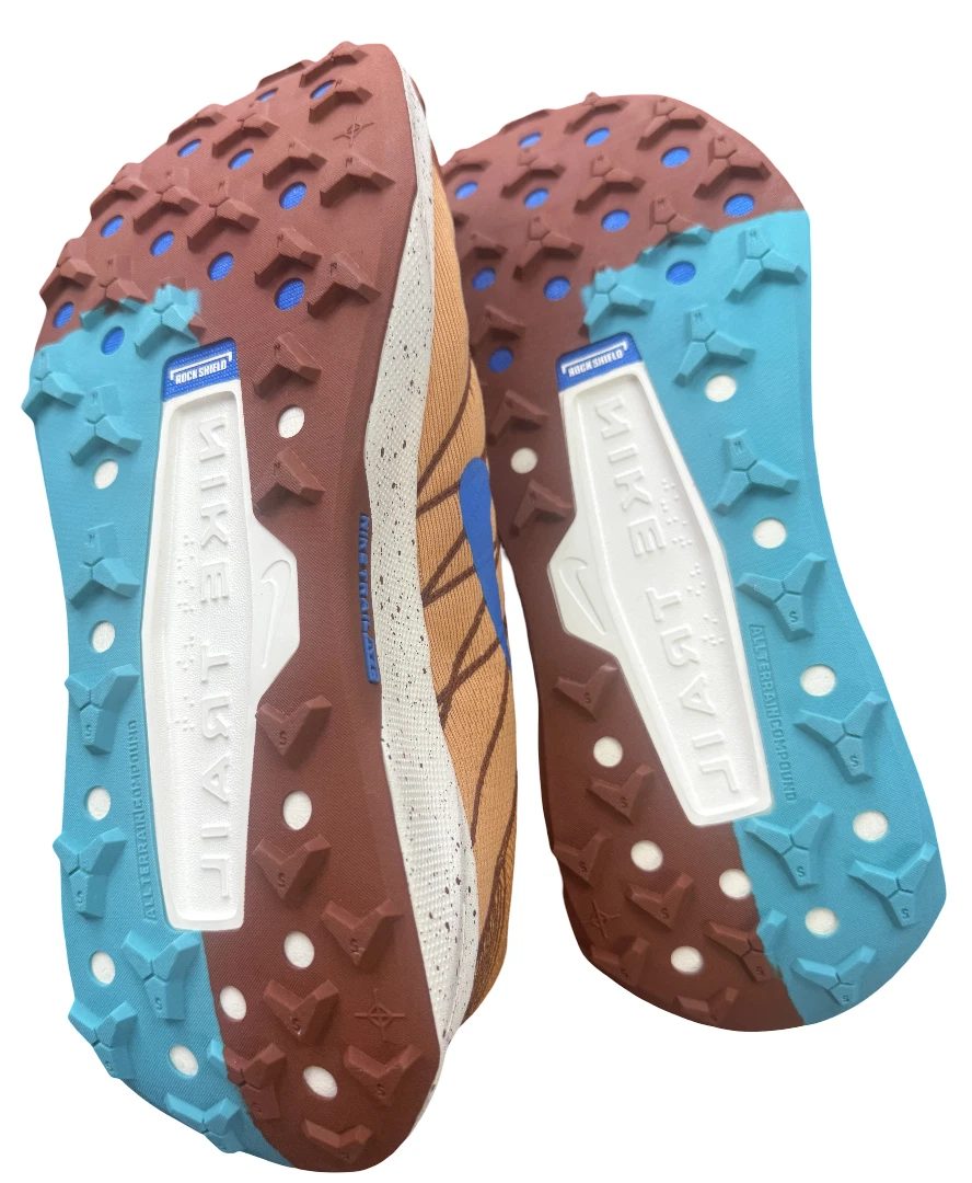 NK® Trail Wildhorse 8 "Wheat / Blue"