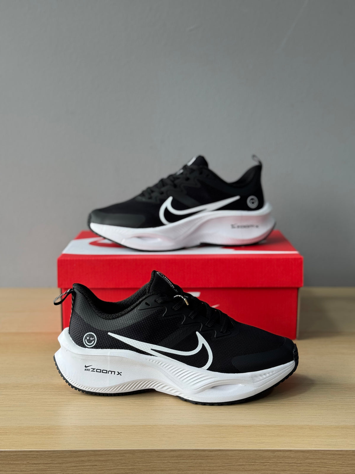 NK® ZoomX Invincible 3 "Happy"